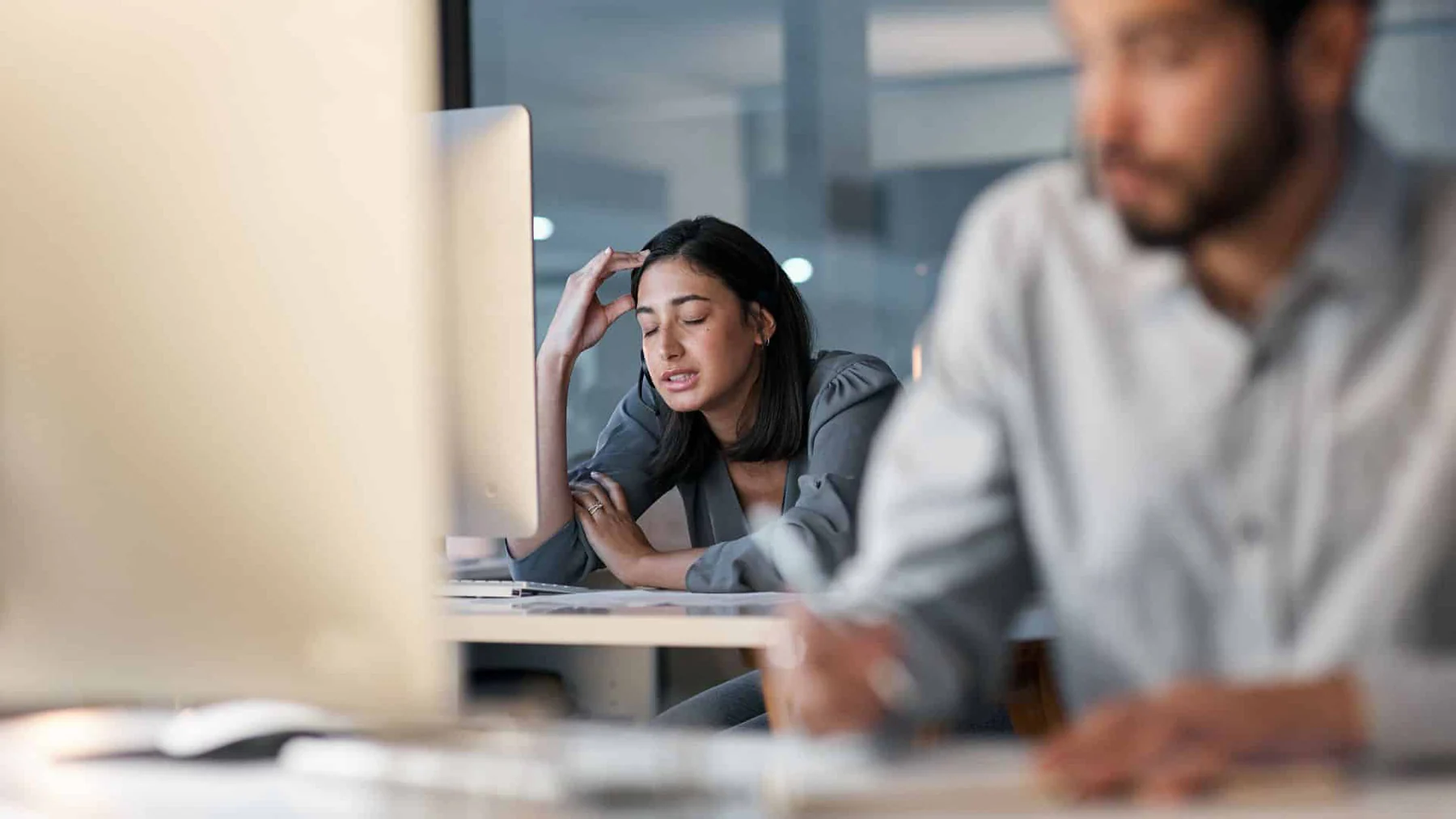 How to Manage Employees Who Underperform Using an HRM