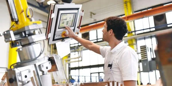 How Manufacturing Operating System Could Help Factory Problems?